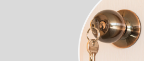 Door in a round bronze handle